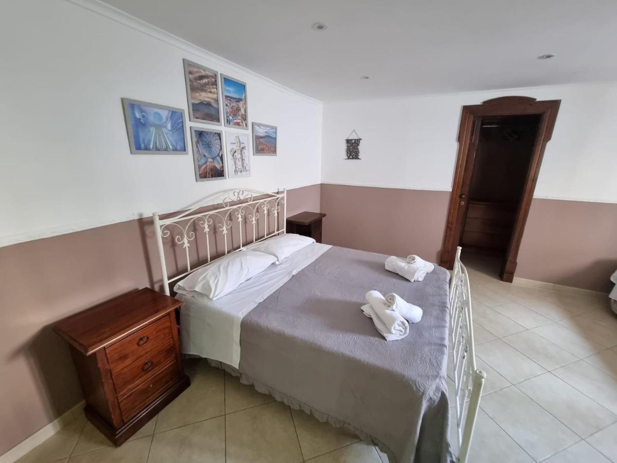 Montesanto Top Terrace II Apartment Napoli Bagian luar foto