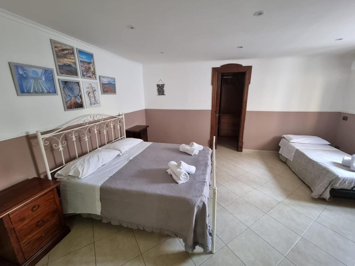 Montesanto Top Terrace II Apartment Napoli Bagian luar foto